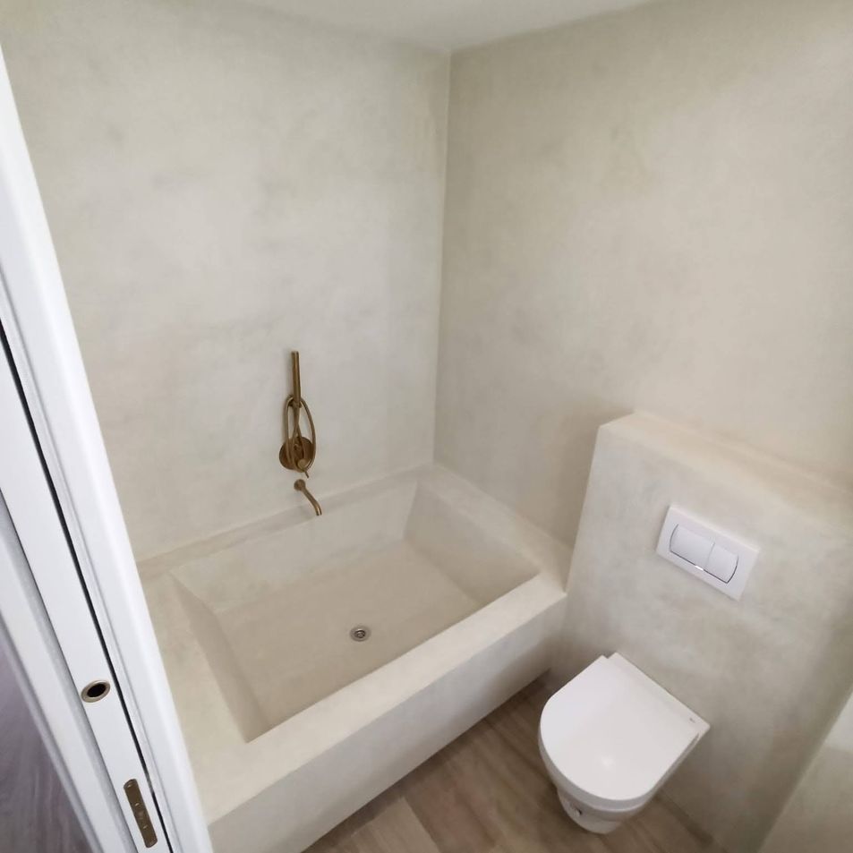 baño con microcemento